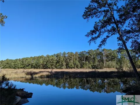 967 E First St, Midway, GA 31320 photo 6