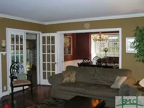 321 Columbus Dr, Savannah, GA 31405 photo 2