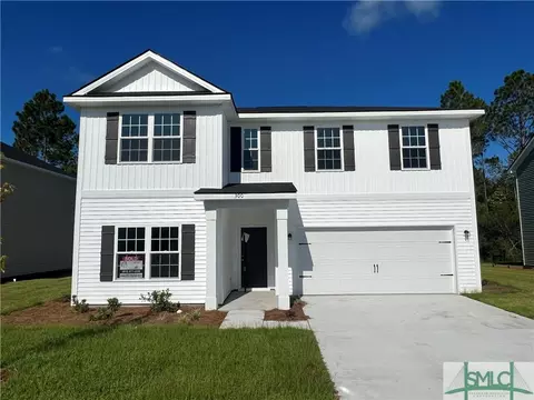 300 Brightleaf Cir, Hinesville, GA 31313