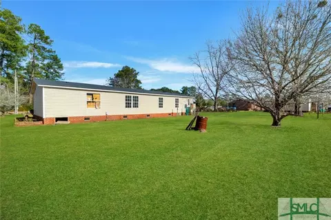 209 E Johnson St, Rincon, GA 31326 photo 9