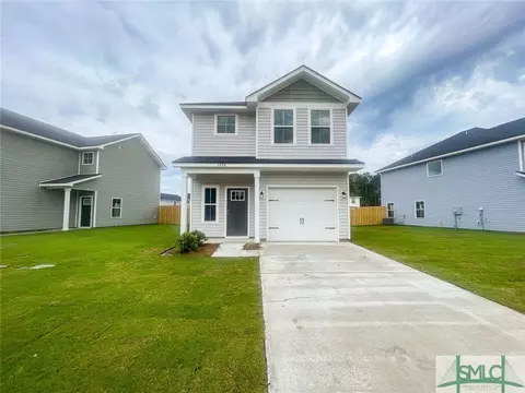 1296 Grayson Ave, Hinesville, GA 31313