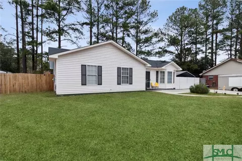 124 Rose Dr, Springfield, GA 31329 photo 2
