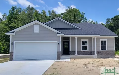112 Nettleton Ln, Richmond Hill, GA 31324