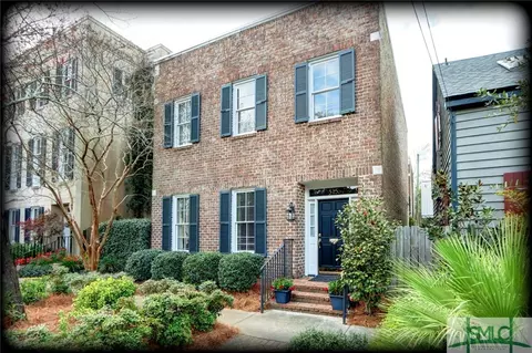 515 Tattnall St, Savannah, GA 31401