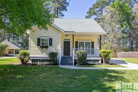 141 Brisbon Hall Dr, Richmond Hill, GA 31324