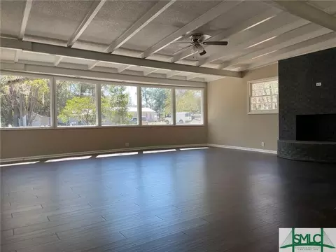 406 E 3rd St, Springfield, GA 31329 photo 5
