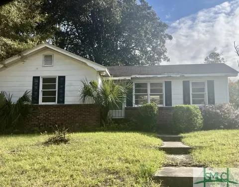 1605 E 34th St, Savannah, GA 31404