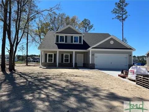 92 Pitch Point Trl, Richmond Hill, GA 31324
