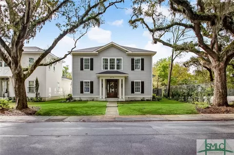 721 E Victory Dr, Savannah, GA 31405