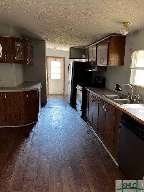 364 Mockingbird Dr, Springfield, GA 31329 photo 5