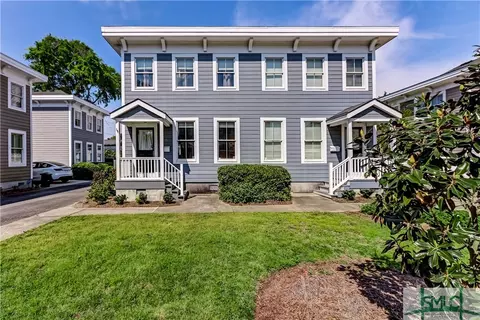 110 W 31st Ln, Savannah, GA 31401