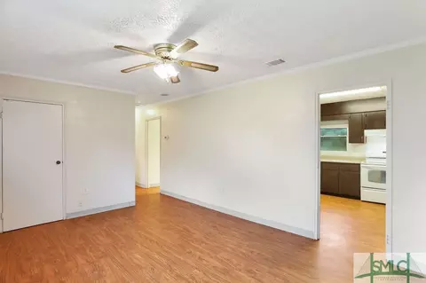 108 E 1st St, Springfield, GA 31329 photo 2