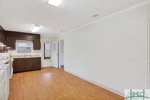 108 E 1st St, Springfield, GA 31329 photo 8