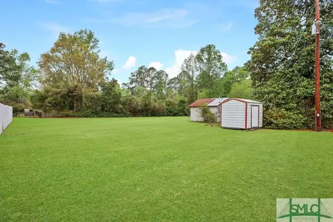 108 E 1st St, Springfield, GA 31329 photo 29