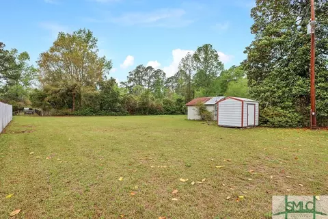 108 E 1st St, Springfield, GA 31329 photo 30