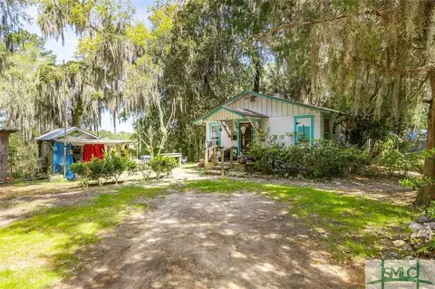 119 Salt Creek Rd, Garden City, GA 31405