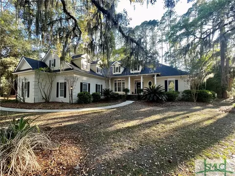 2 Tarrow Ridge Rd, Savannah, GA 31411