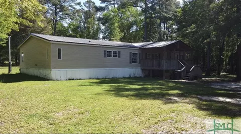830 N Macon St, Ludowici, GA 31316