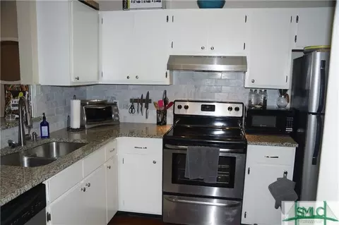 100 Oyster Shell Rd #A-5, Savannah, GA 31410