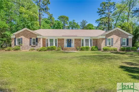 45 Richmond Dr, Savannah, GA 31406