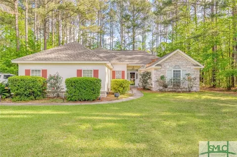102 Golden Gate Dr, Pooler, GA 31322