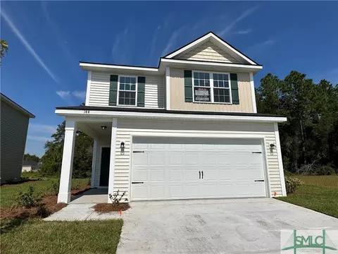 144 Battalion Ln, Hinesville, GA 31313