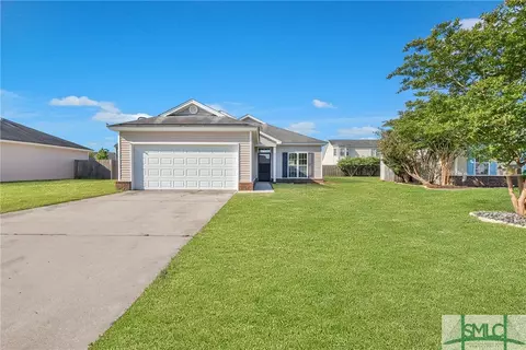 45 Blue Oak Dr, Richmond Hill, GA 31324