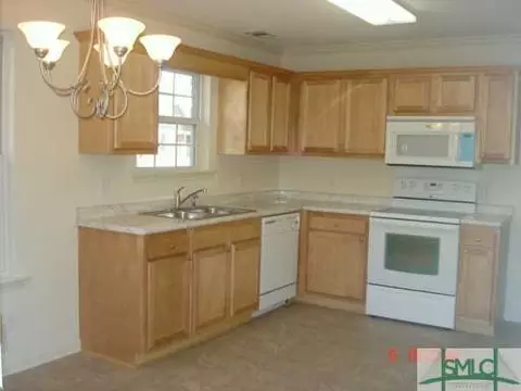 7 Redding Ct, Savannah, GA 31419 photo 5