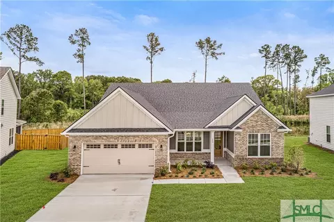 77 Highland Cir, Richmond Hill, GA 31324
