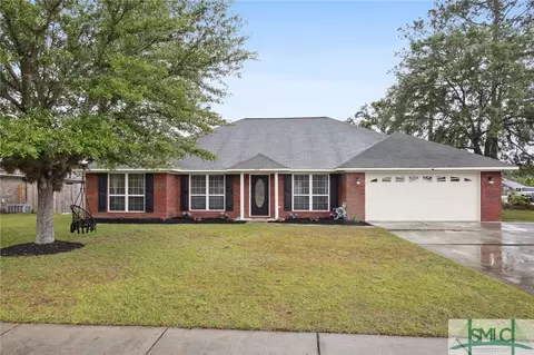 105 Bannon Ct, Hinesville, GA 31313