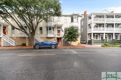 719 Barnard St, Savannah, GA 31401