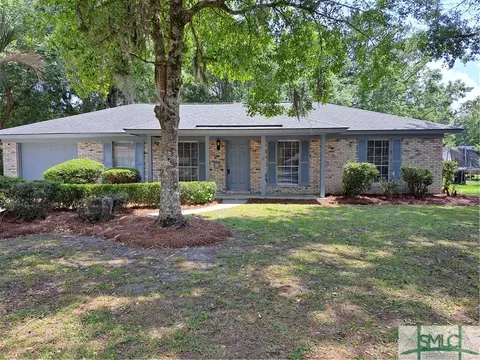 229 Holiday Cir, Savannah, GA 31419