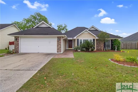 87 Teal Lake Dr, Richmond Hill, GA 31324