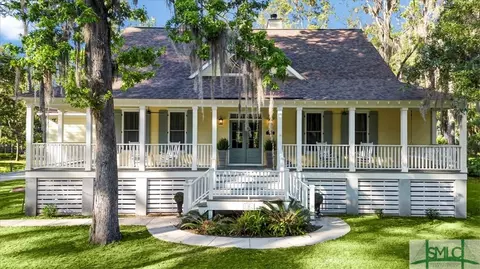 56 Honey Bee Rd, Savannah, GA 31419