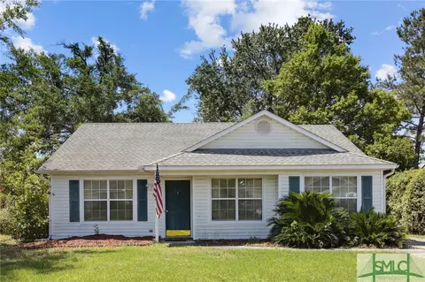 211 Sandalwood Cir, Brunswick, GA 31525