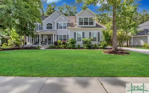 111 Oakcrest Dr W, Savannah, GA 31405