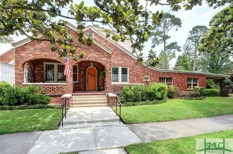 404 E 55th St, Savannah, GA 31405