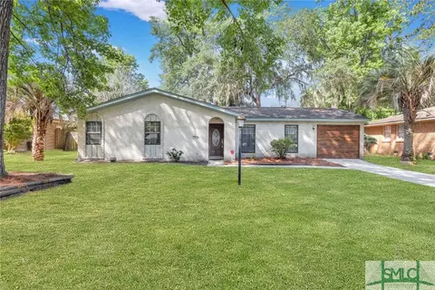 21 E Stillwood Cir, Savannah, GA 31419