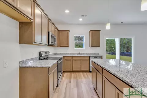 107 Daylily Dr, Springfield, GA 31329 photo 7