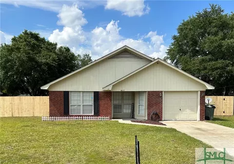 1617 Seneca Ln, Hinesville, GA 31313