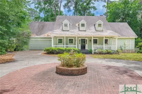 3 Treutlen Ln, Savannah, GA 31411
