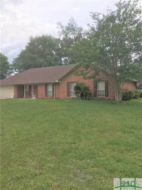 413 Deloach Dr, Hinesville, GA 31313