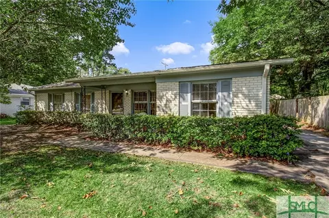 16 Port Royal Dr, Savannah, GA 31410