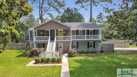 1230 Bacon Park Dr, Savannah, GA 31406