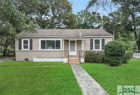 2134 N Fernwood Dr, Savannah, GA 31404