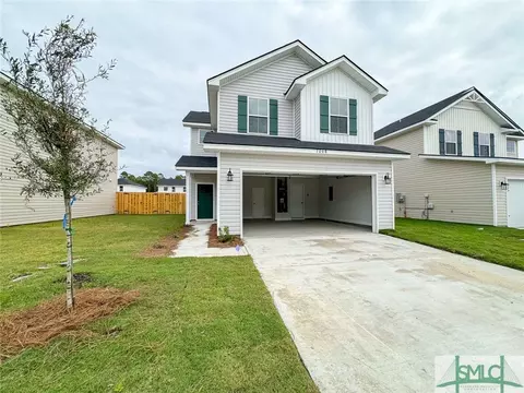 1068 Grayson Ave, Hinesville, GA 31313