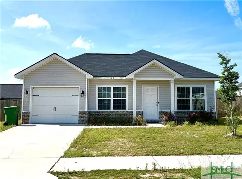 326 Alcott Cir, Hinesville, GA 31313