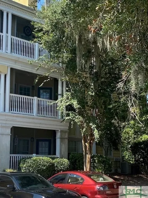 1525 Whitemarsh Way, Savannah, GA 31410