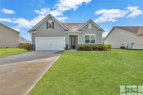 318 Hogan Dr, Richmond Hill, GA 31324