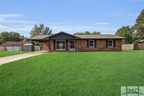 147 Sequoia Cir, Hinesville, GA 31313